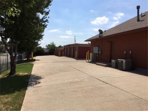 Extra Space Storage - 8716 - Oklahoma City - 62nd Street - Photo 6