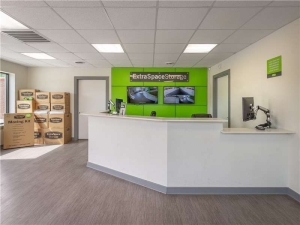 Extra Space Storage - 8719 - Oklahoma City - Quail Creek Rd - Photo 3