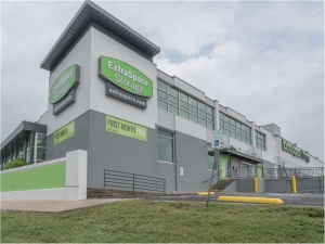 Extra Space Storage - 1307 - Dallas - E NW Hwy - Photo 6