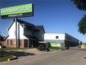 Extra Space Storage - 1497 - Dallas - 19383 Preston Rd