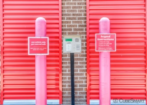 CubeSmart Self Storage - Chattanooga - 5952 Brainerd Rd - Photo 4