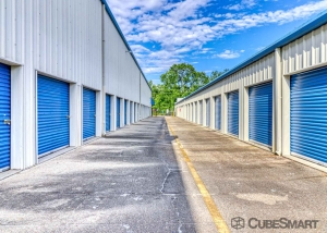 CubeSmart Self Storage - Harvey - 2520 Destrehan Avenue - Photo 2