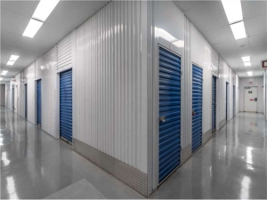 Extra Space Storage - 0584 - Houston - Southwest Freeway - Photo 5