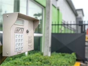 Extra Space Storage - 1385 - Miami - SW 186th St - Photo 2