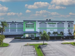 Extra Space Storage - 1466 - Miami - Hammocks Blvd - Photo 6