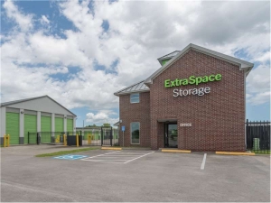 Extra Space Storage - 1761 - Kemah - State Hwy FM 518 - Photo 6