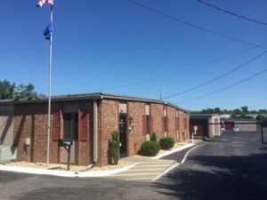 Life Storage - Hendersonville - West Main Street Picture of Life Storage - Hendersonville - West Main Street