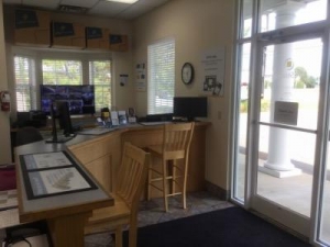 Life Storage - Hendersonville - New Shackle Island Road Picture of Life Storage - Hendersonville - New Shackle Island Road