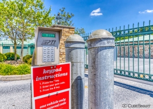 CubeSmart Self Storage - Harrisburg - 6325 Allentown Blvd - Photo 8