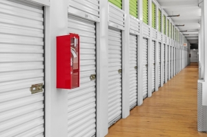 Extra Space Storage - 8851 - Chicago - N Milwaukee - Photo 5