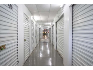 Extra Space Storage - 0158 - Carrollton - Waypoint Dr - Photo 5