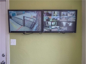 Extra Space Storage - 0158 - Carrollton - Waypoint Dr - Photo 7