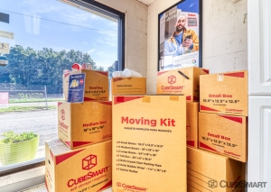 CubeSmart Self Storage - Columbia - 208 Jamil Rd - Photo 4