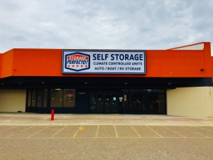 Storage Perfecto - 1045 Mexico Blvd.