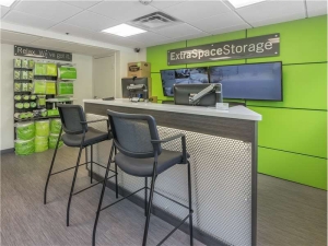 Extra Space Storage - 1001 - Foxboro - Green St - Rte 106 - Photo 3