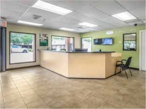 Extra Space Storage - 0565 - Addison - Addison Rd - Photo 3