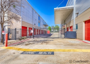 CubeSmart Self Storage - Austin - 6130 East Ben White Boulevard - Photo 7