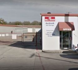 Aardvark Self Storage - Photo 4