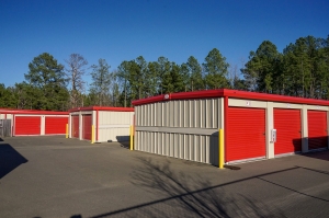10 Federal Storage - Angier Ave