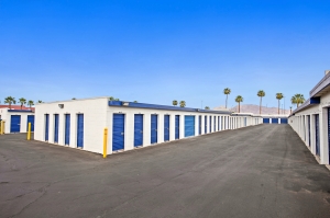 US Storage Centers - Las Vegas - Mojave - Photo 4