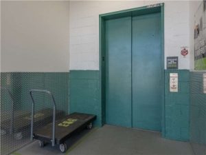 Extra Space Storage - 1408 - Bellmawr - N Blackhorse Pike - Photo 4