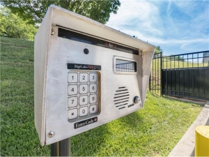 Extra Space Storage - 8228 - West Chester - Greenhill Rd - Photo 2