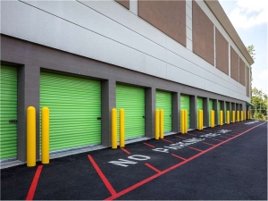 Extra Space Storage - 8804 - Warrington - Easton Road - Photo 4