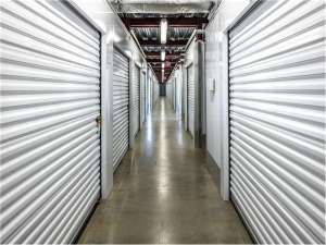 Extra Space Storage - 8804 - Warrington - Easton Road - Photo 5