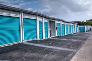 Lockaway Storage - Huebner Picture of Lockaway Storage - Huebner