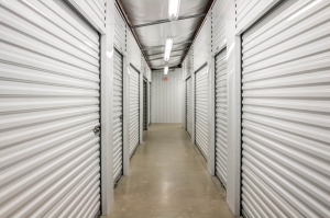 Lockaway Storage - Woodlake Picture of Lockaway Storage - Woodlake