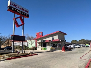 Storage Units at Lockaway Storage - DeZavala - 6075 De Zavala Road