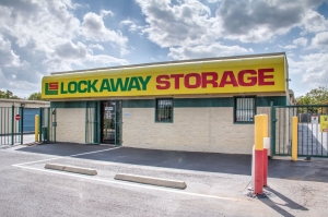 Lockaway Storage - WW White Picture of Lockaway Storage - WW White