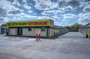 Lockaway Storage - WW White Picture of Lockaway Storage - WW White