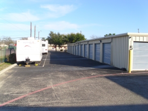 Lockaway Storage - WW White Picture of Lockaway Storage - WW White