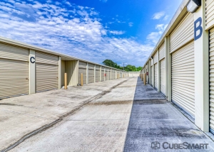 CubeSmart Self Storage - Zachary - 21085 Old Scenic Hwy - Photo 2