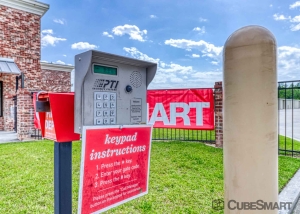 CubeSmart Self Storage - Zachary - 21085 Old Scenic Hwy - Photo 2