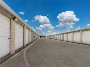 Extra Space Storage - 1606 - Dallas - Clark Rd - Photo 4