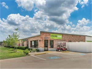 Extra Space Storage - 1614 - DeSoto - S Hampton Rd - Photo 6