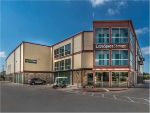 Extra Space Storage - 1641 - Austin - 1st Street - Photo 6