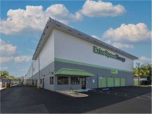 Extra Space Storage - 0533 - Miami - SW 127th Ave