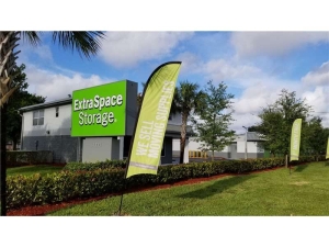 Extra Space Storage - 0633 - West Palm Beach - Okeechobee Blvd - Photo 6