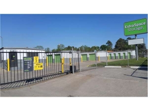Extra Space Storage - Houston - S Lake Houston Pkwy Picture of Extra Space Storage - Houston - S Lake Houston Pkwy