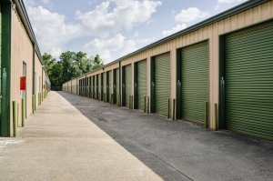 Baton Rouge Self Storage #3 Picture of Baton Rouge Self Storage #3