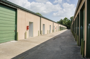 Baton Rouge Self Storage #3 Picture of Baton Rouge Self Storage #3