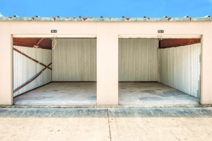 US Storage Centers - San Antonio - Perrin-Beitel Picture of US Storage Centers - San Antonio - Perrin-Beitel