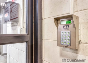 CubeSmart Self Storage - Albuquerque - 4100 Central Ave SE - Photo 6