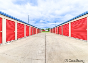 CubeSmart Self Storage - Georgetown - 2701 FM Road 1460 - Photo 4