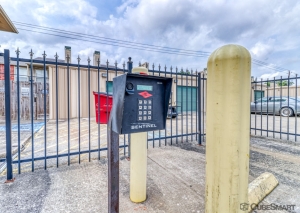 CubeSmart Self Storage - Houston - 10801 Sabo Rd - Photo 8