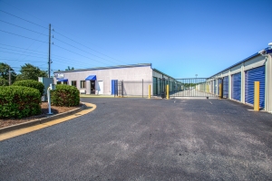 iStorage Columbus Macon Road Picture of iStorage Columbus Macon Road