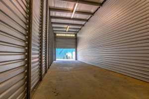 iStorage Columbus Macon Road Picture of iStorage Columbus Macon Road